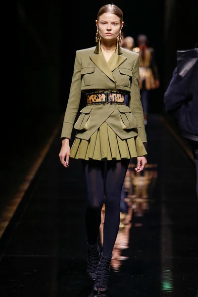 Look 31